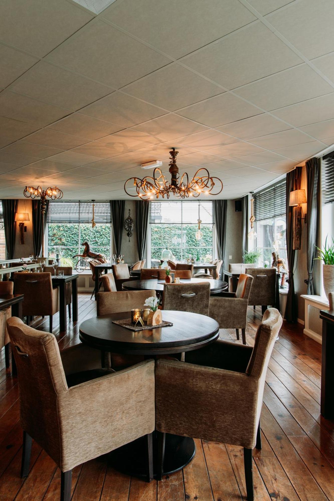 De Stobbe Hotel & Suites Ruinen Εξωτερικό φωτογραφία
