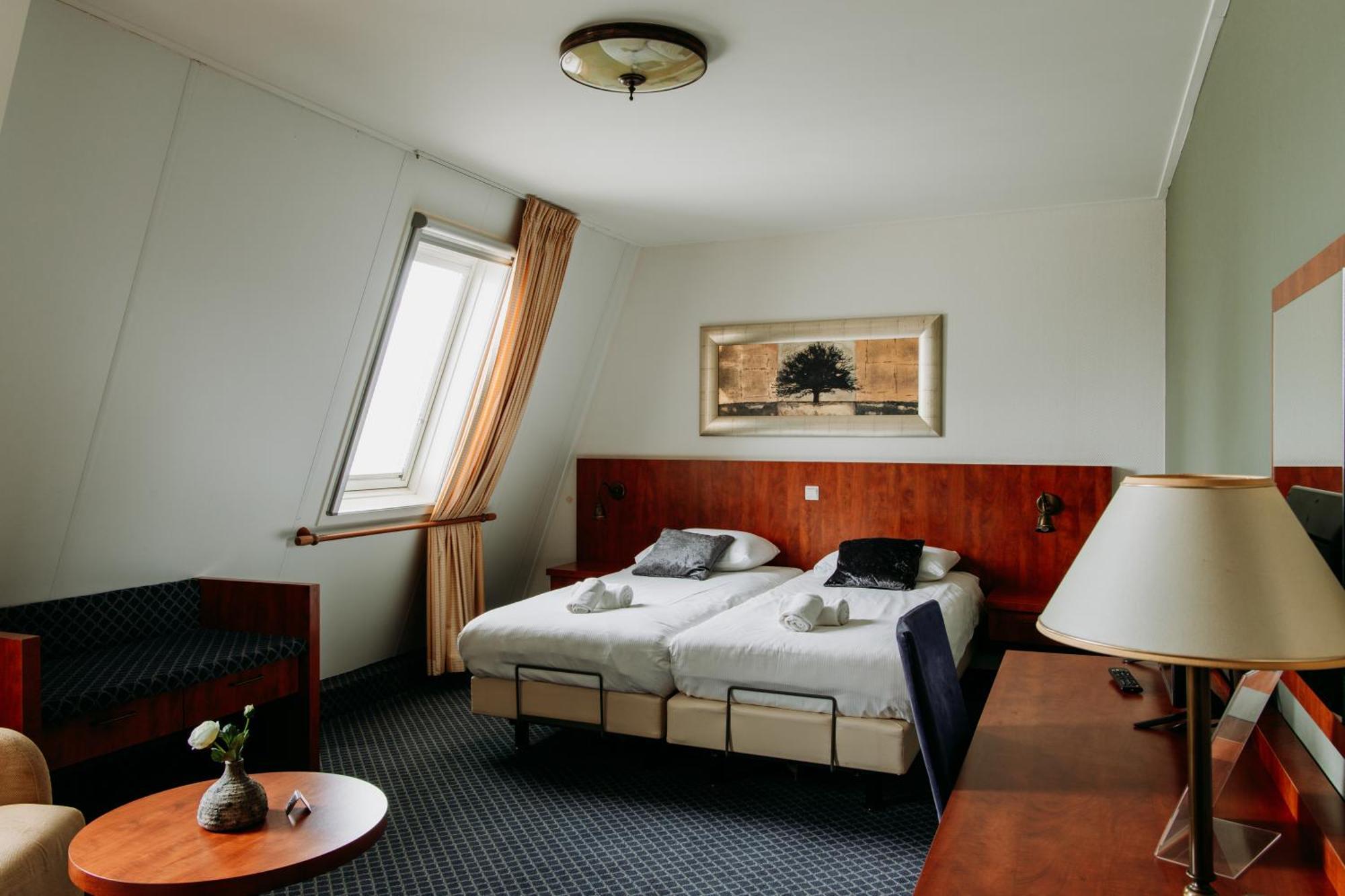 De Stobbe Hotel & Suites Ruinen Εξωτερικό φωτογραφία